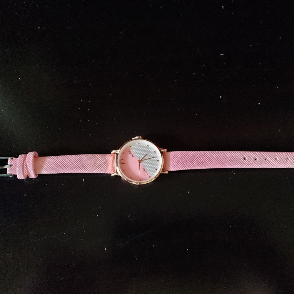 Lucky kasigi light pink leather wrist watch New. - Picture 2 of 7